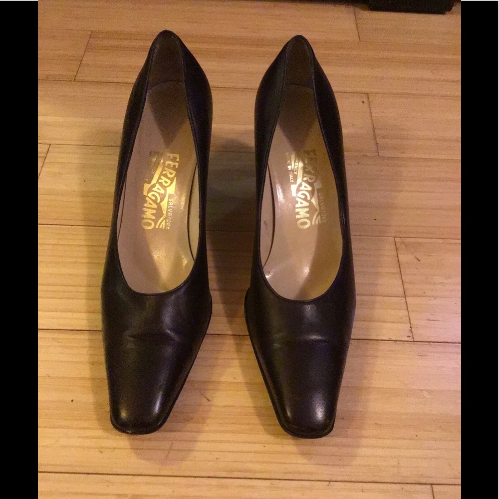 Feragamo black heels
